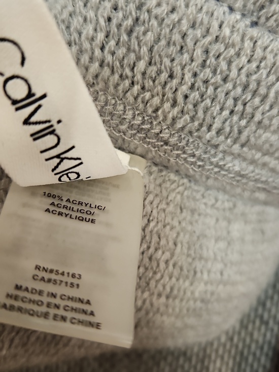 NWT Calvin Klein Gray Infinity Scarf with Blue Accent - Picture 12 of 12